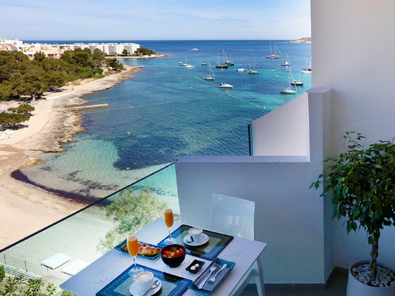 Apartamento con vistas parciales al mar